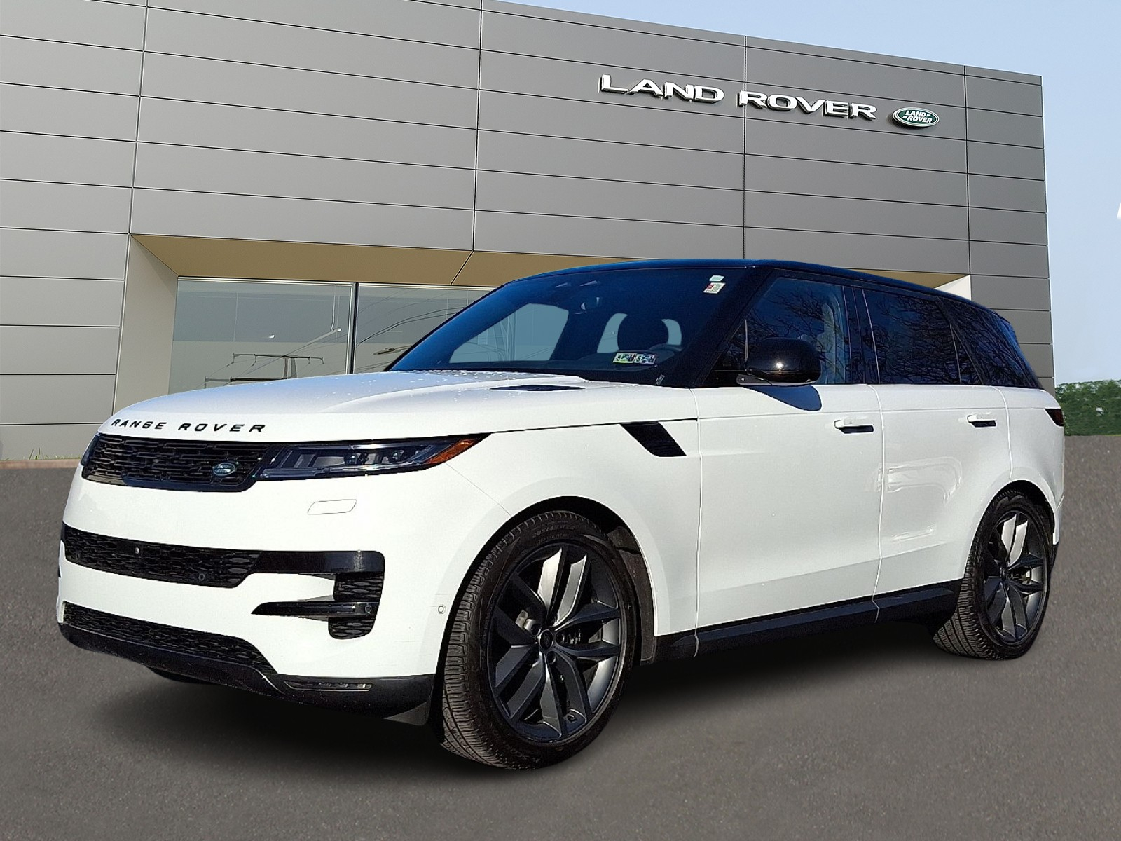 2024 Land Rover Range Rover Sport SE's photo