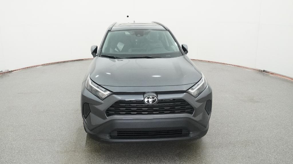 2025 Toyota RAV4 XLE photo 2