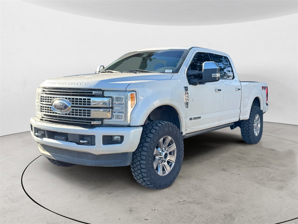2017 Ford F-250 Super Duty Platinum's photo