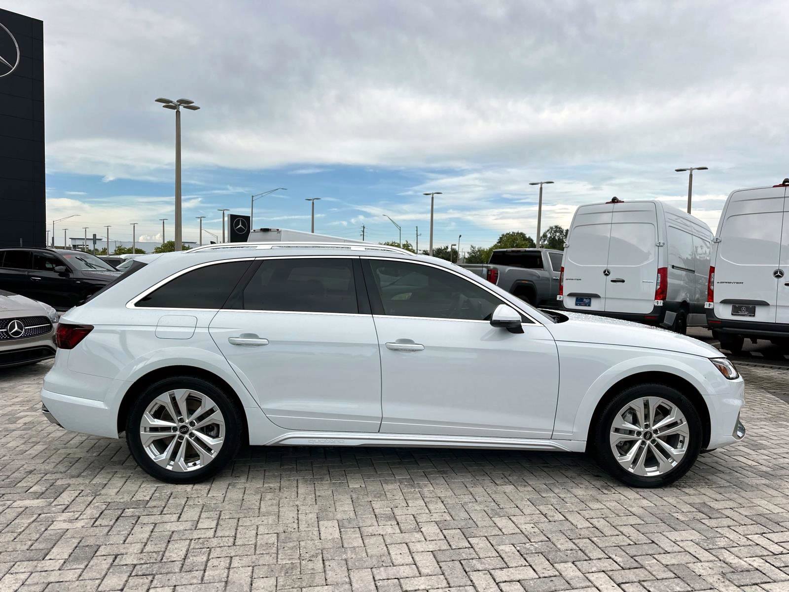 2024 Audi A4 Allroad 45 Premium Plus photo 2