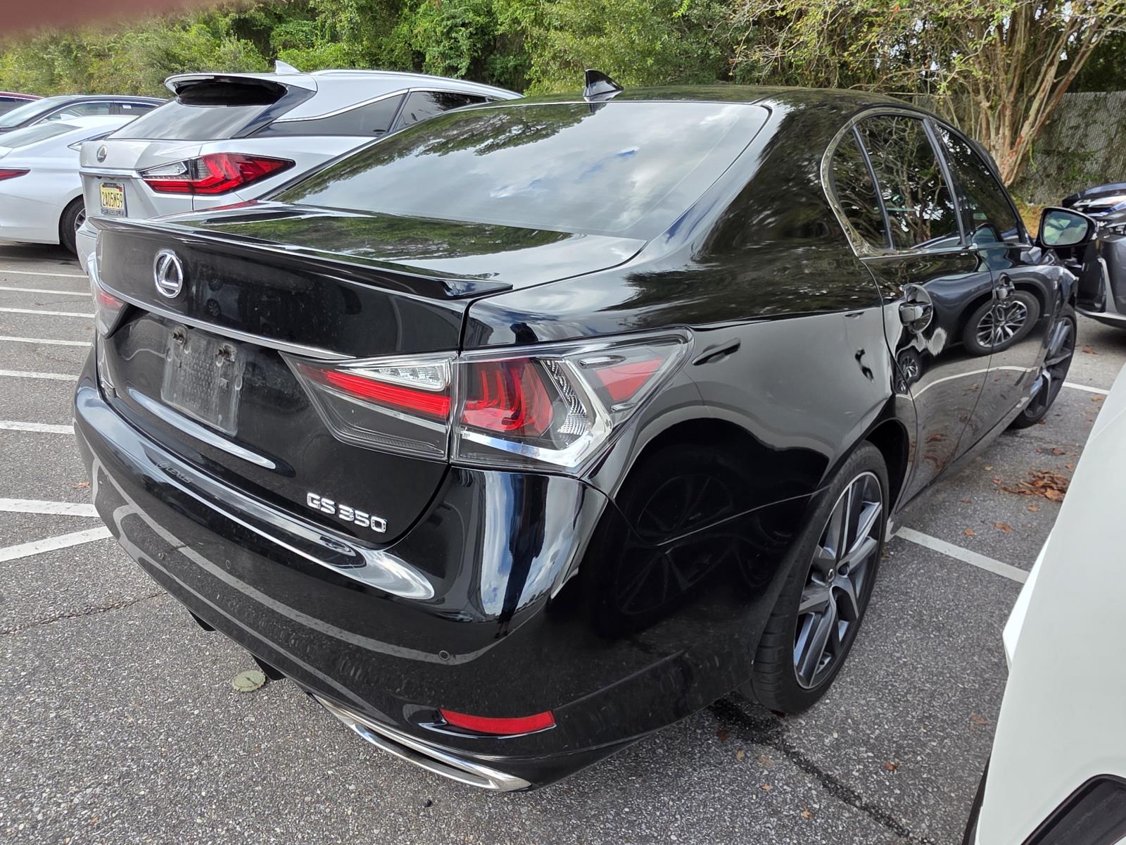 2017 Lexus GS 350 F SPORT photo 3
