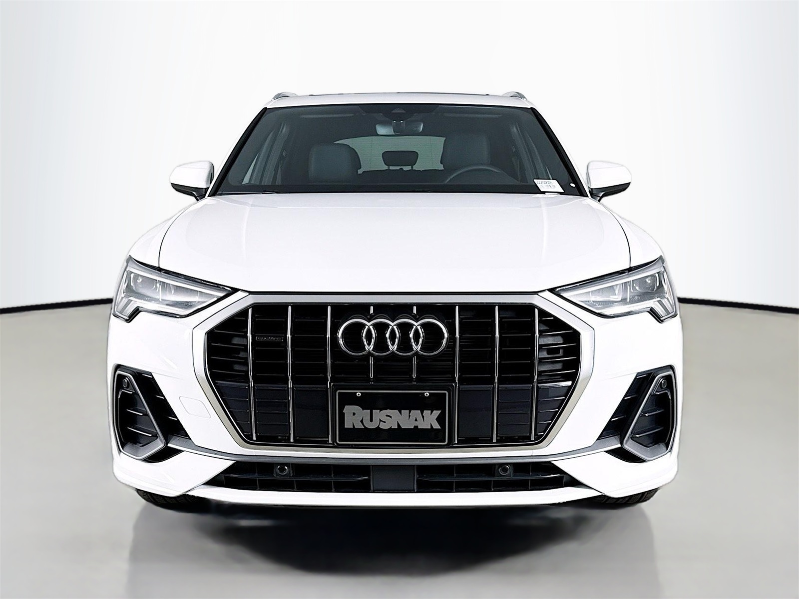 2025 Audi Q3 45 TFSI S line Premium photo 2