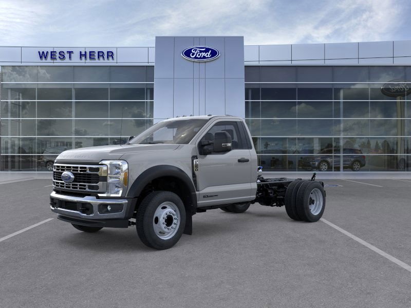 2025 Ford F-550 XL photo 2