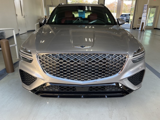 2023 Genesis GV70 2.5T photo 2