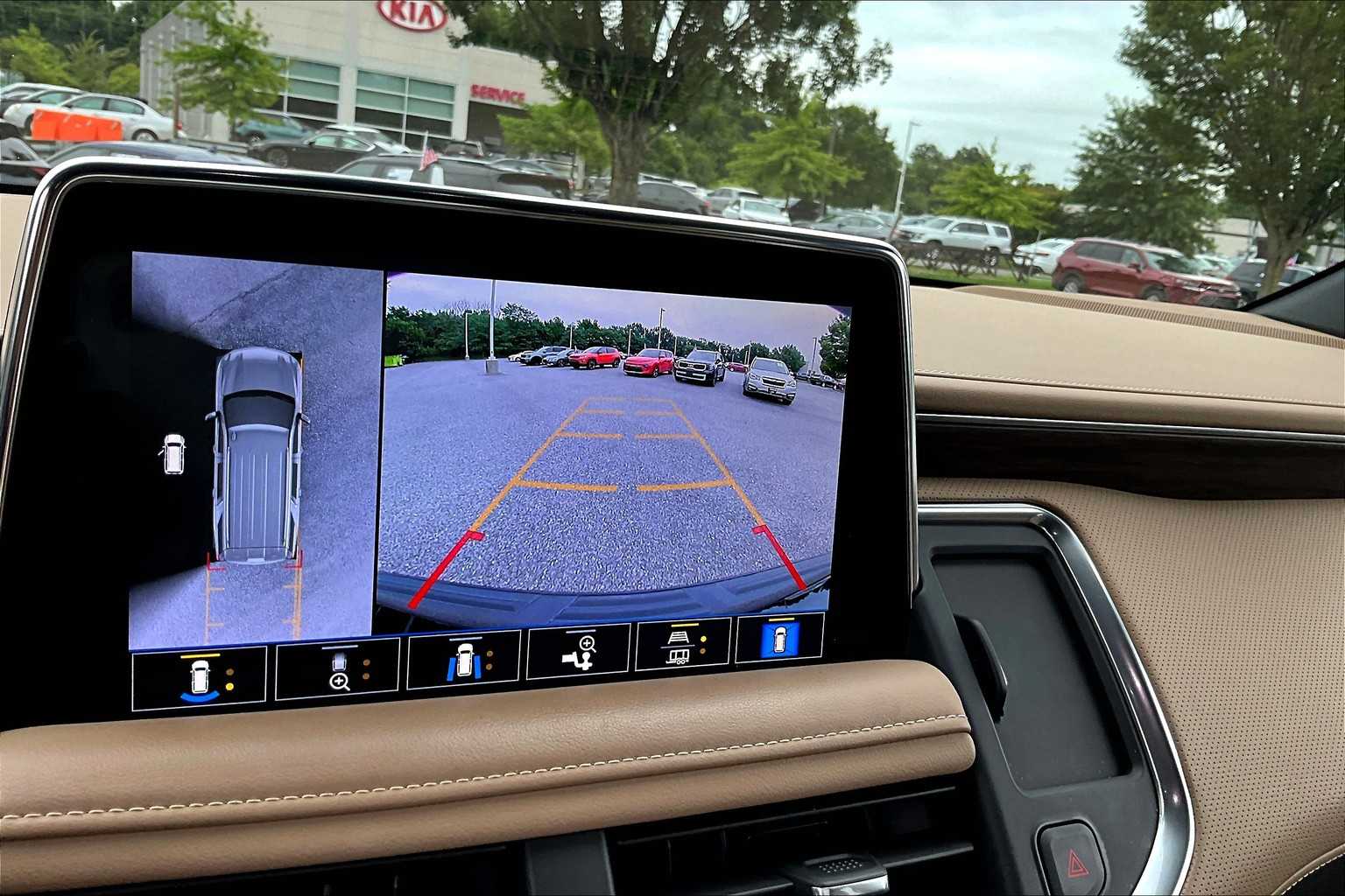 2021 Chevrolet Tahoe Premier photo 25
