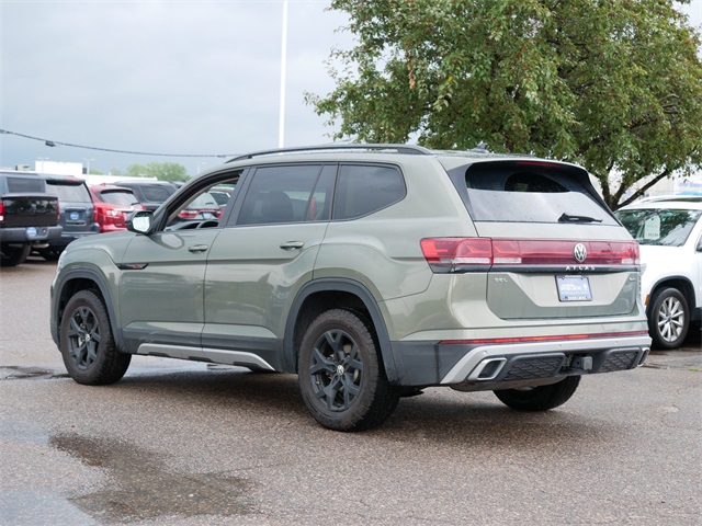 2024 Volkswagen Atlas Peak Edition SEL photo 4