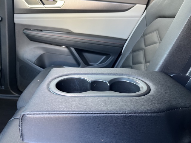 2024 Volkswagen Atlas Peak Edition SE Technology photo 49