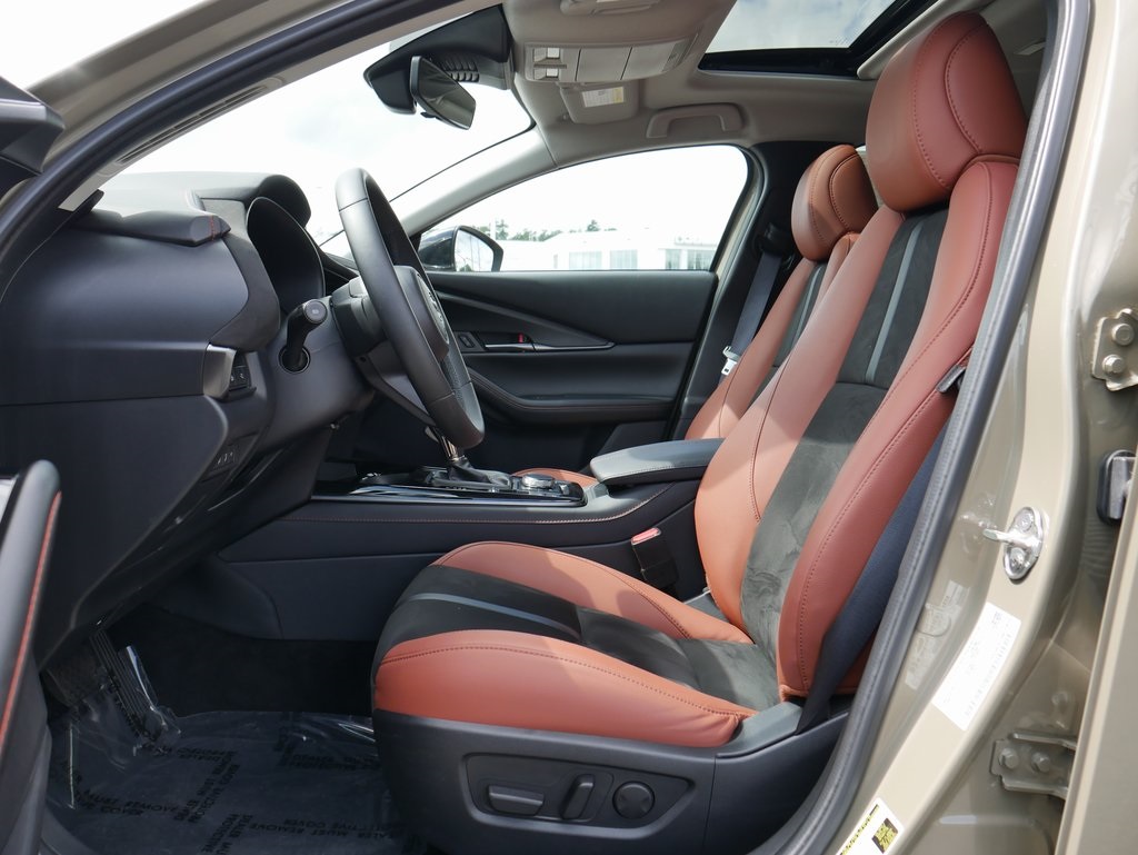 2024 Mazda CX-30 2.5 Carbon Turbo photo 12