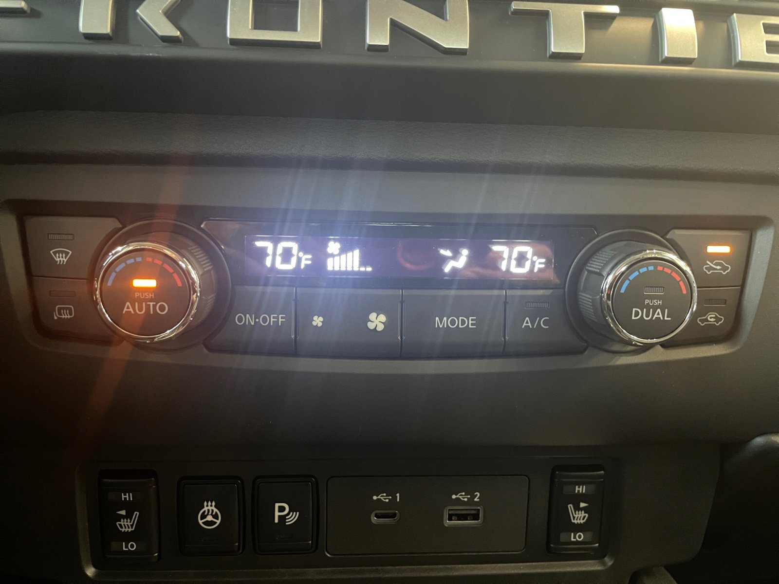 2025 Nissan Frontier SV photo 15