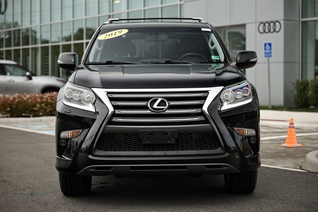 2019 Lexus GX 460 photo 11