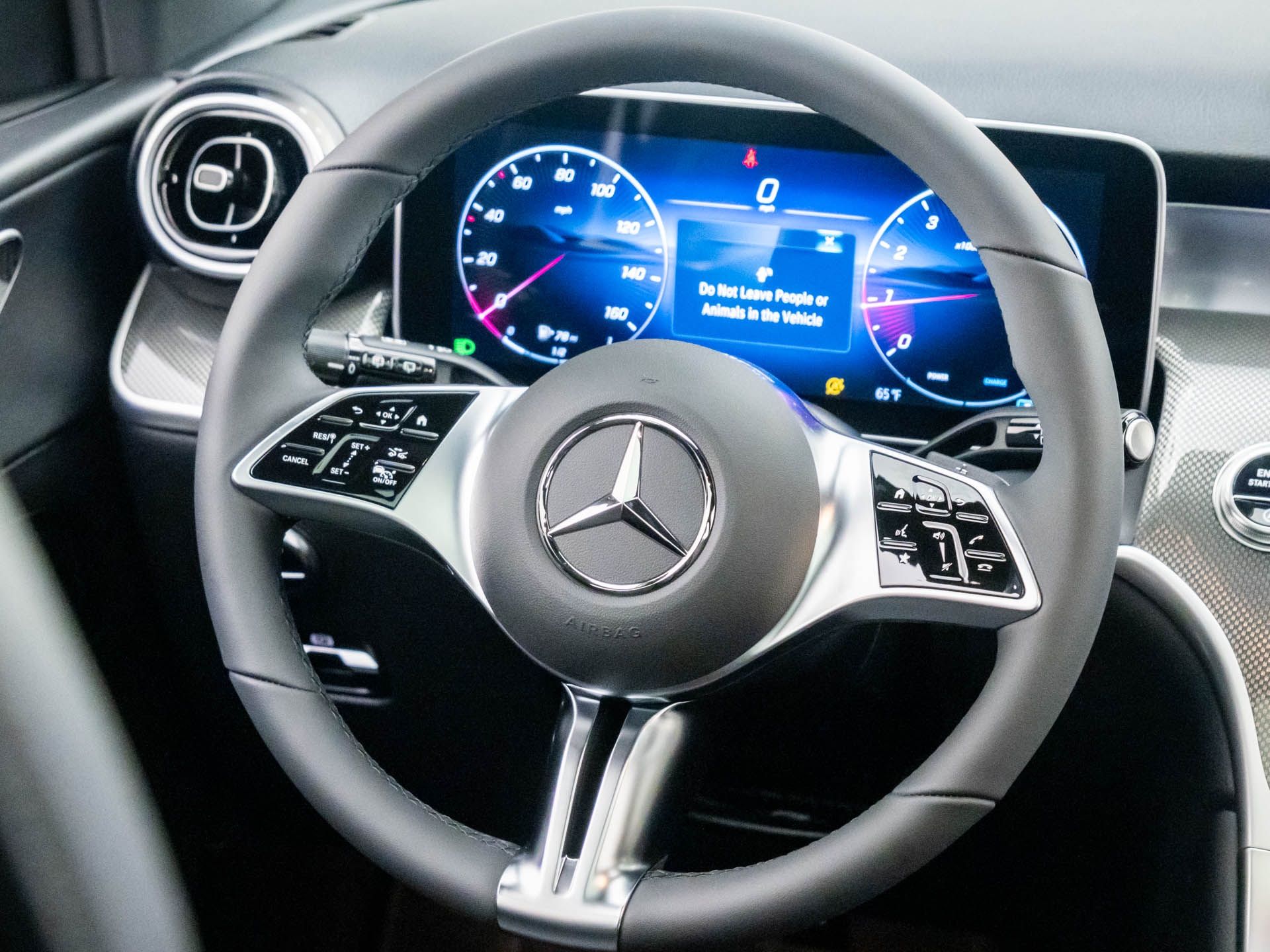 2025 Mercedes Benz GLC 300 4MATIC photo 11