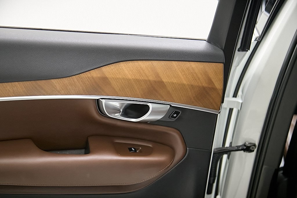 2024 VOLVO XC90 - Image 19