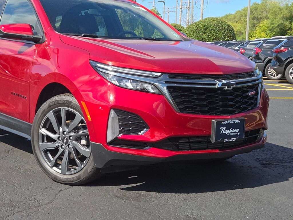 2022 Chevrolet Equinox RS photo 2