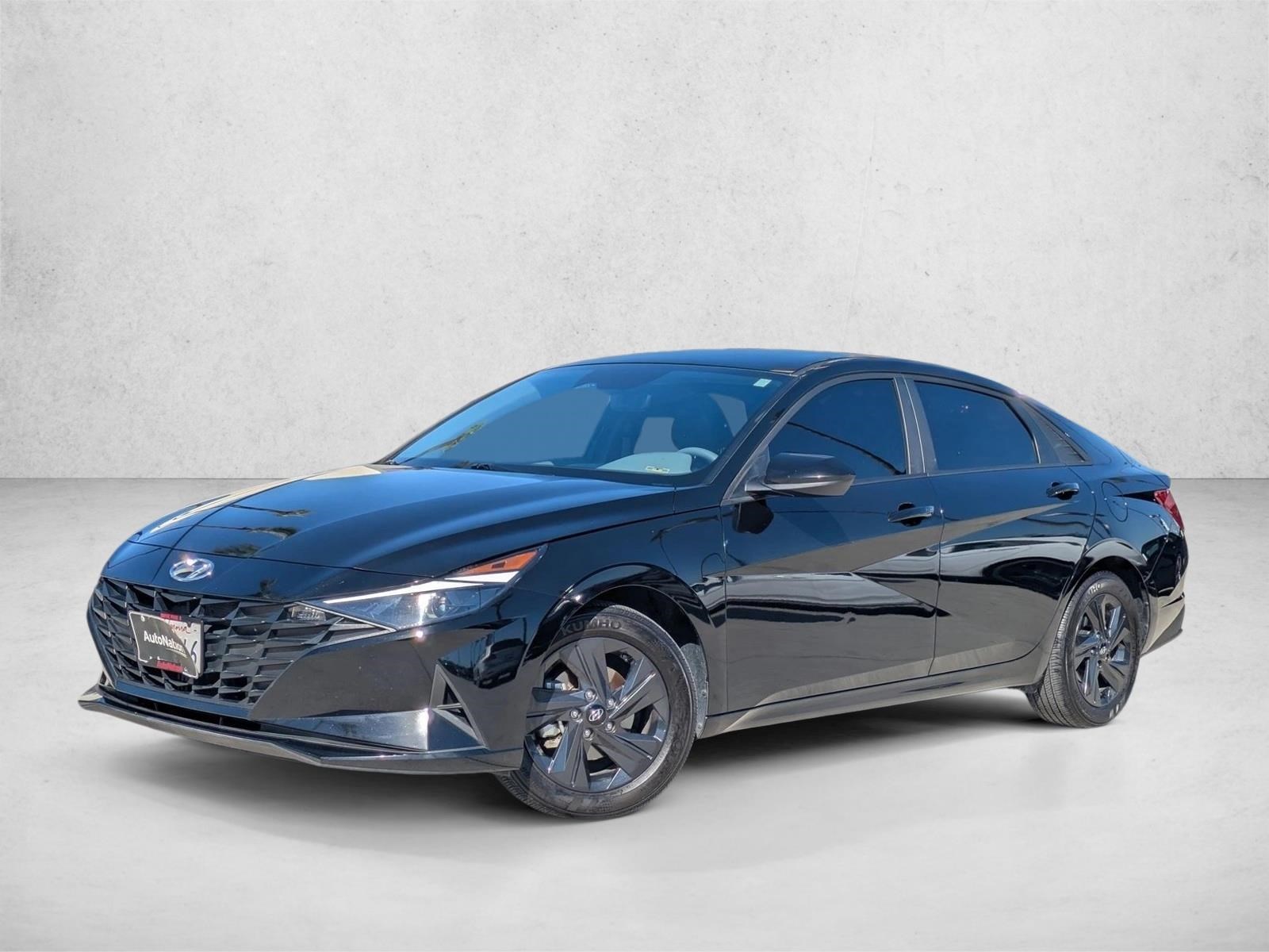 2023 Hyundai Elantra Blue