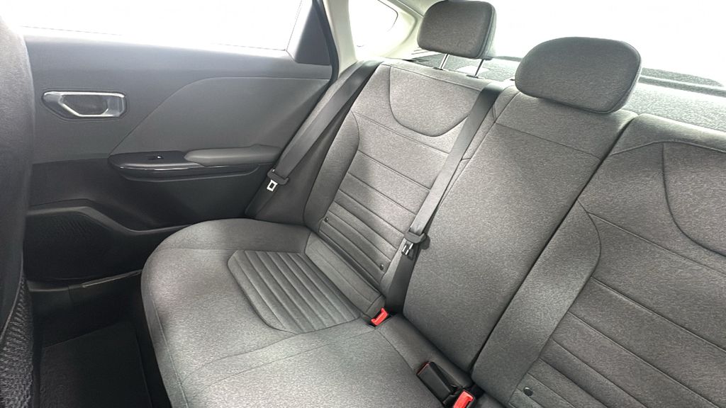2025 Kia K4 EX photo 14