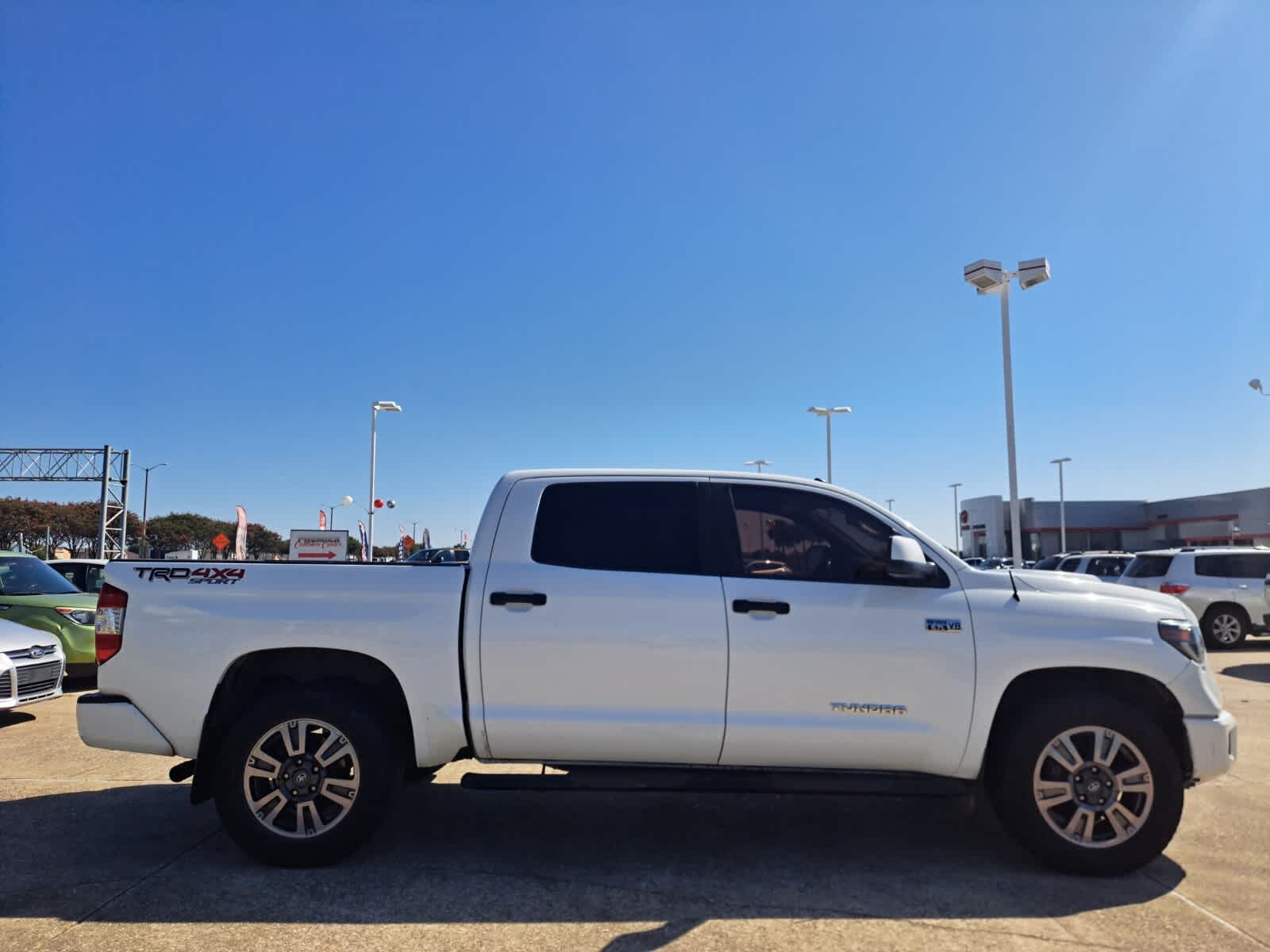 2019 Toyota Tundra SR5 Grade photo 4