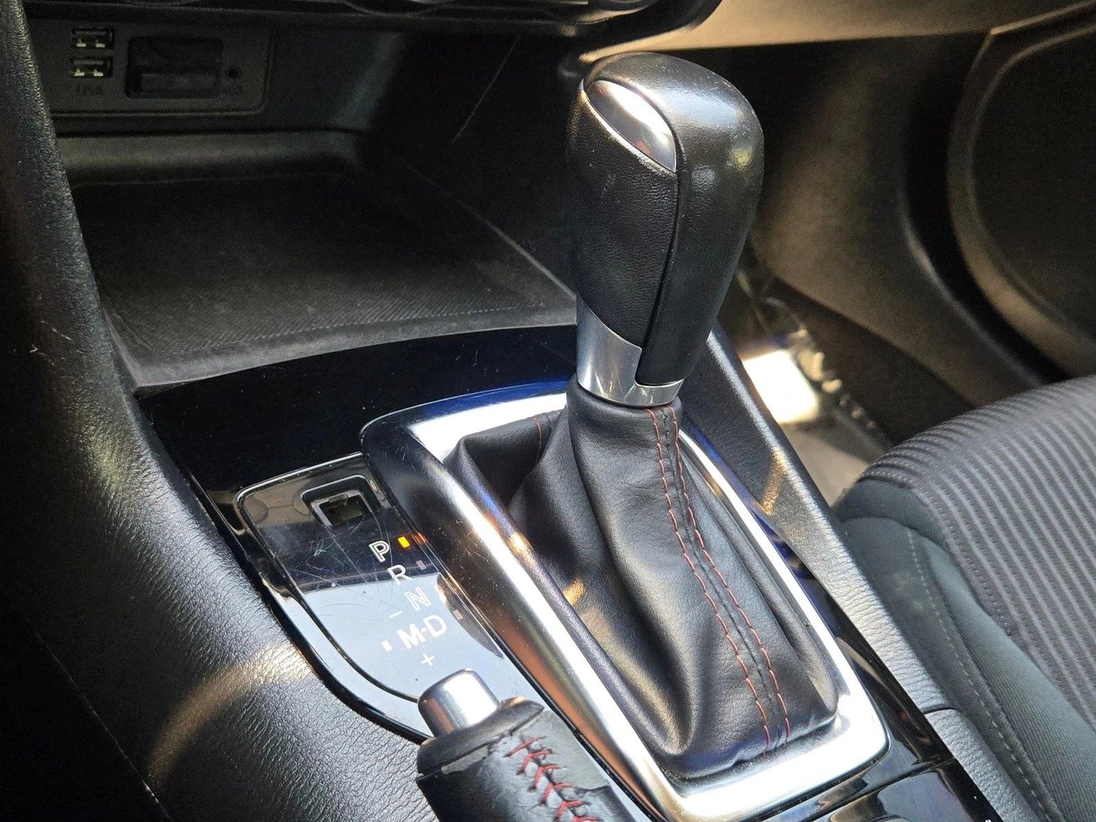 2015 Mazda Mazda3 Touring photo 15