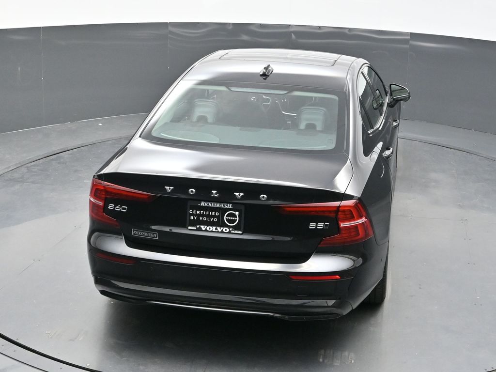 2024 Volvo S60 B5 Plus photo 27