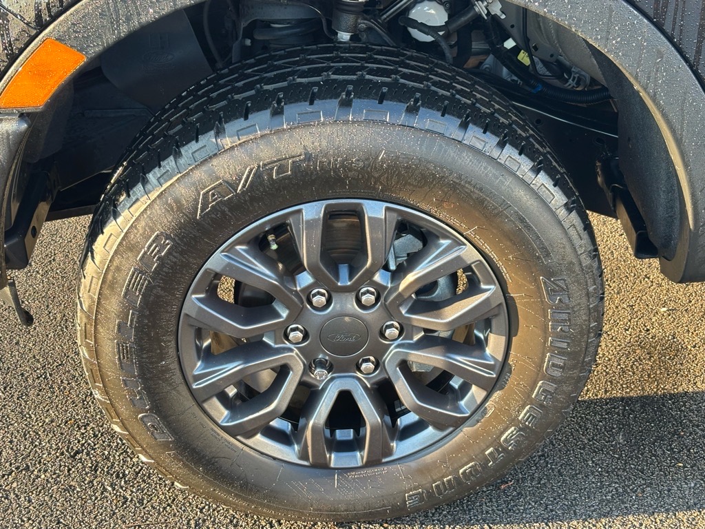 2023 Ford Ranger XLT photo 2