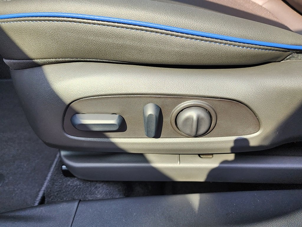 2026 Buick Encore GX Sport Touring photo 15