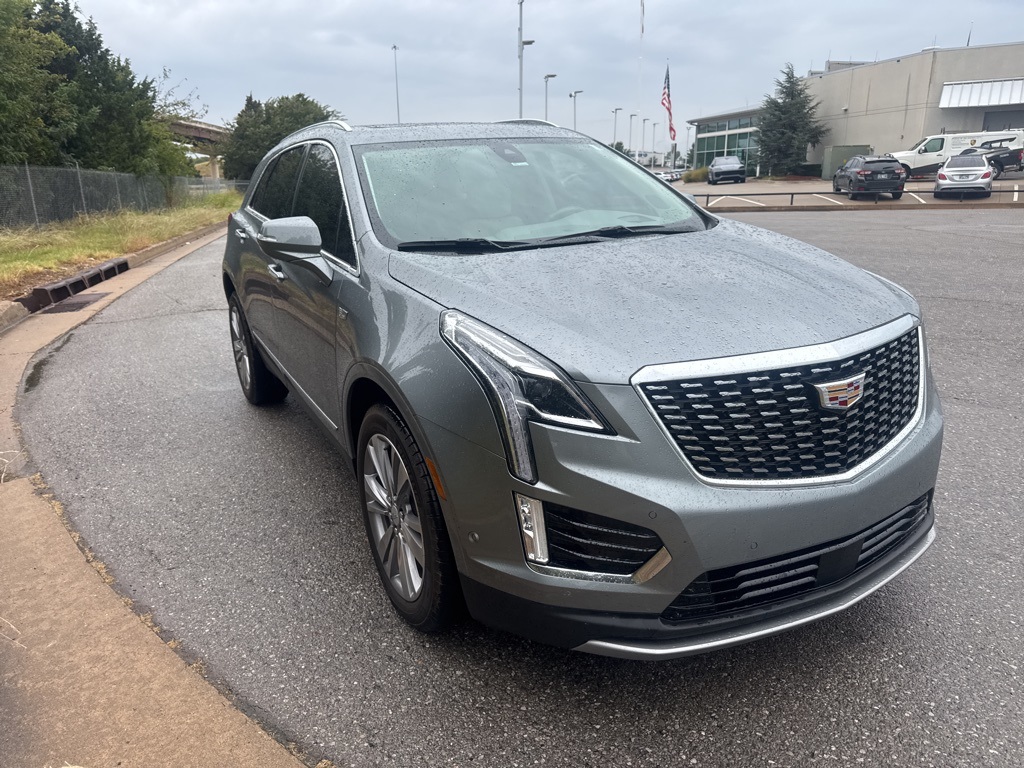 2023 Cadillac XT5 Premium Luxury photo 3