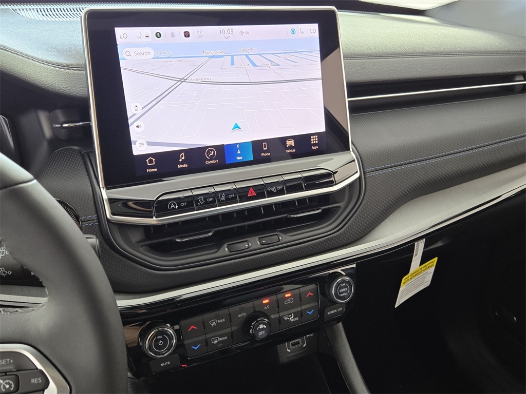 2025 Jeep Compass Limited photo 11
