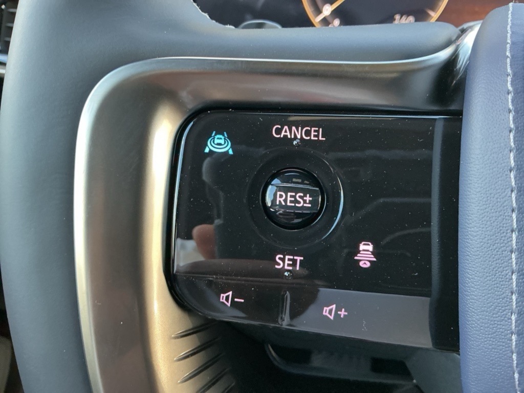 2026 Infiniti QX80 Sensory photo 12