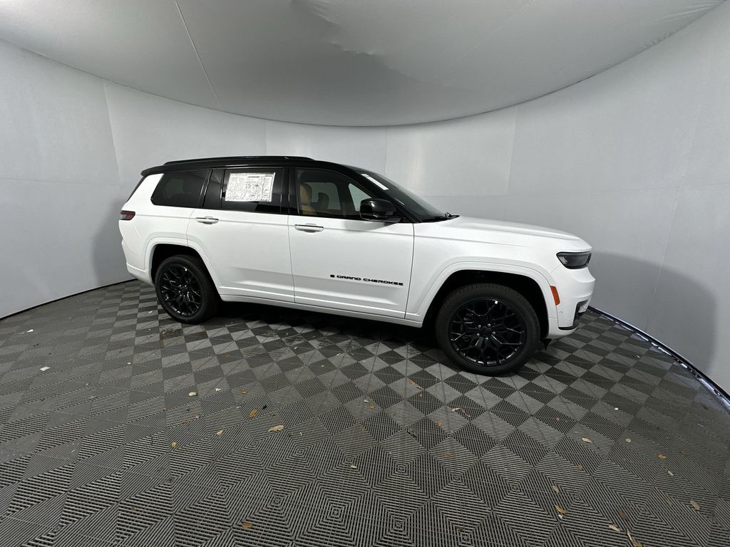 2025 Jeep Grand Cherokee L Summit Reserve photo 2