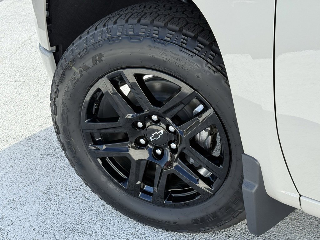 2026 Chevrolet Silverado 1500 Custom photo 4