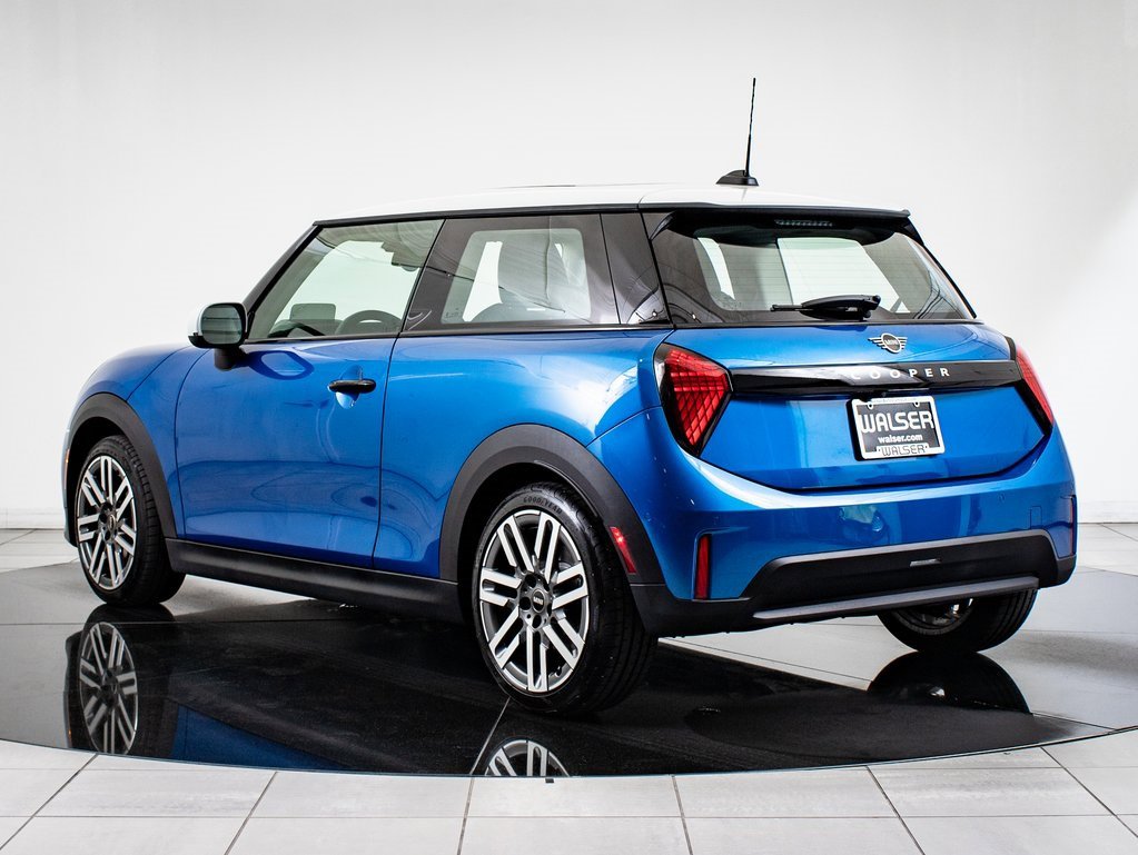 2025 Mini Cooper 2 Door Hardtop photo 6