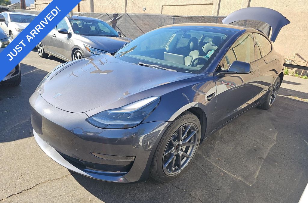 2023 Tesla Model 3 Base's photo