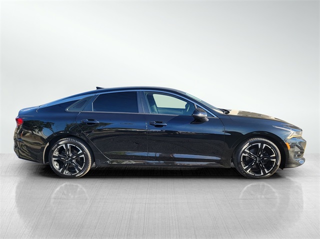 2022 Kia K5 GT-Line photo 4
