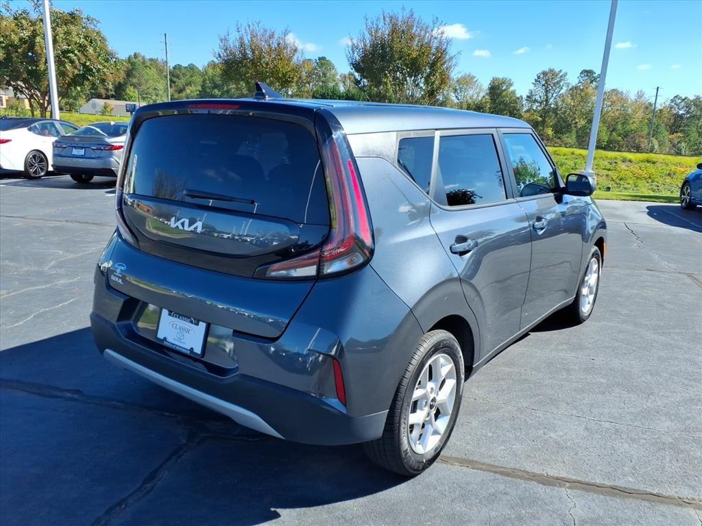 2024 Kia Soul LX photo 4