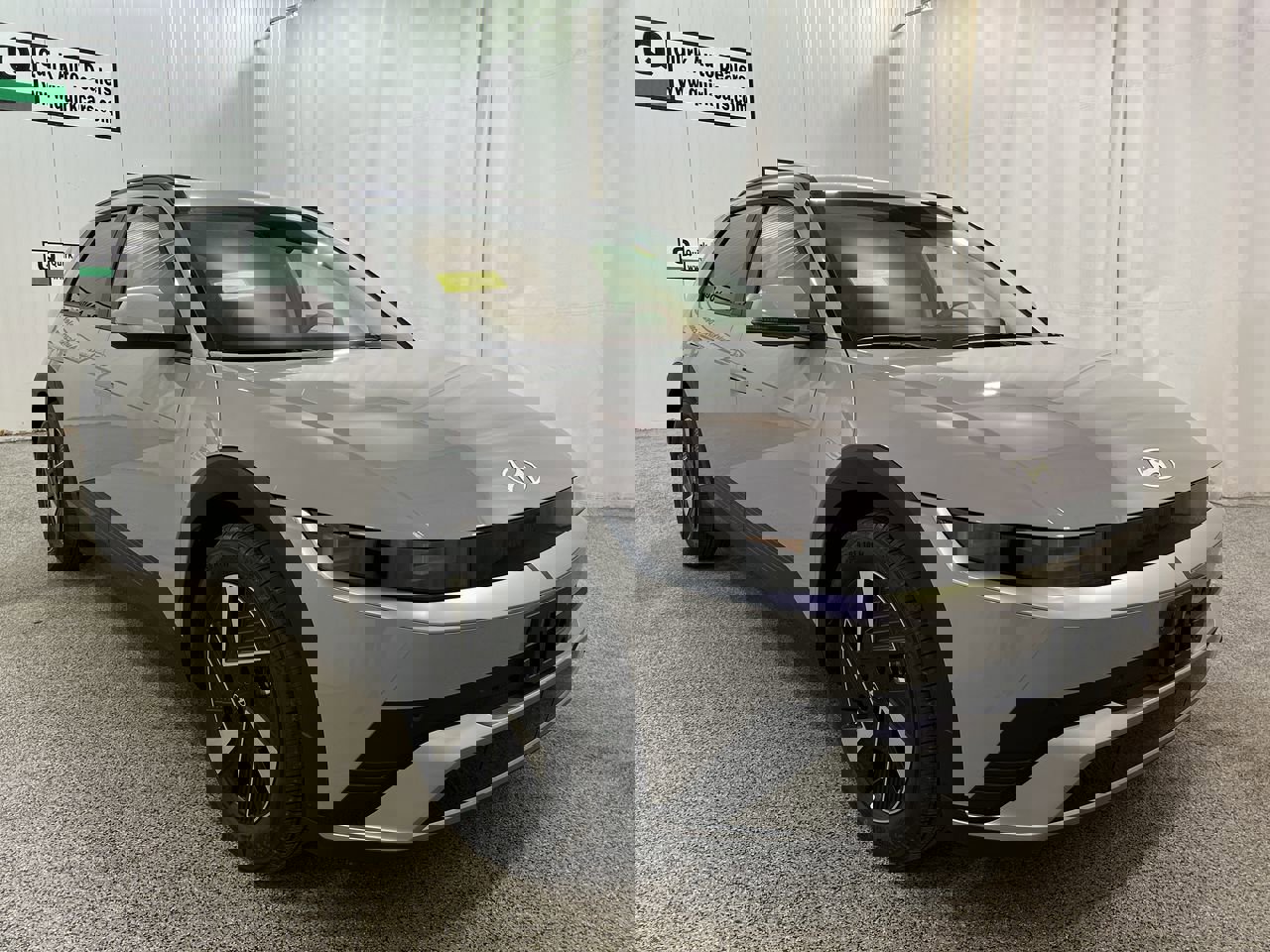New 2025 Cyber Gray Hyundai SEL image 1