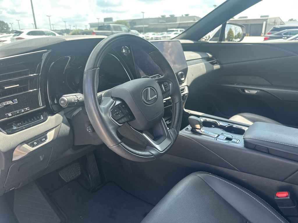 2024 Lexus RX 350 Premium photo 2