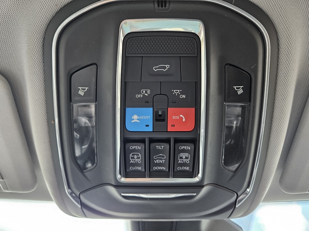 2021 Jeep Grand Cherokee Limited photo 25