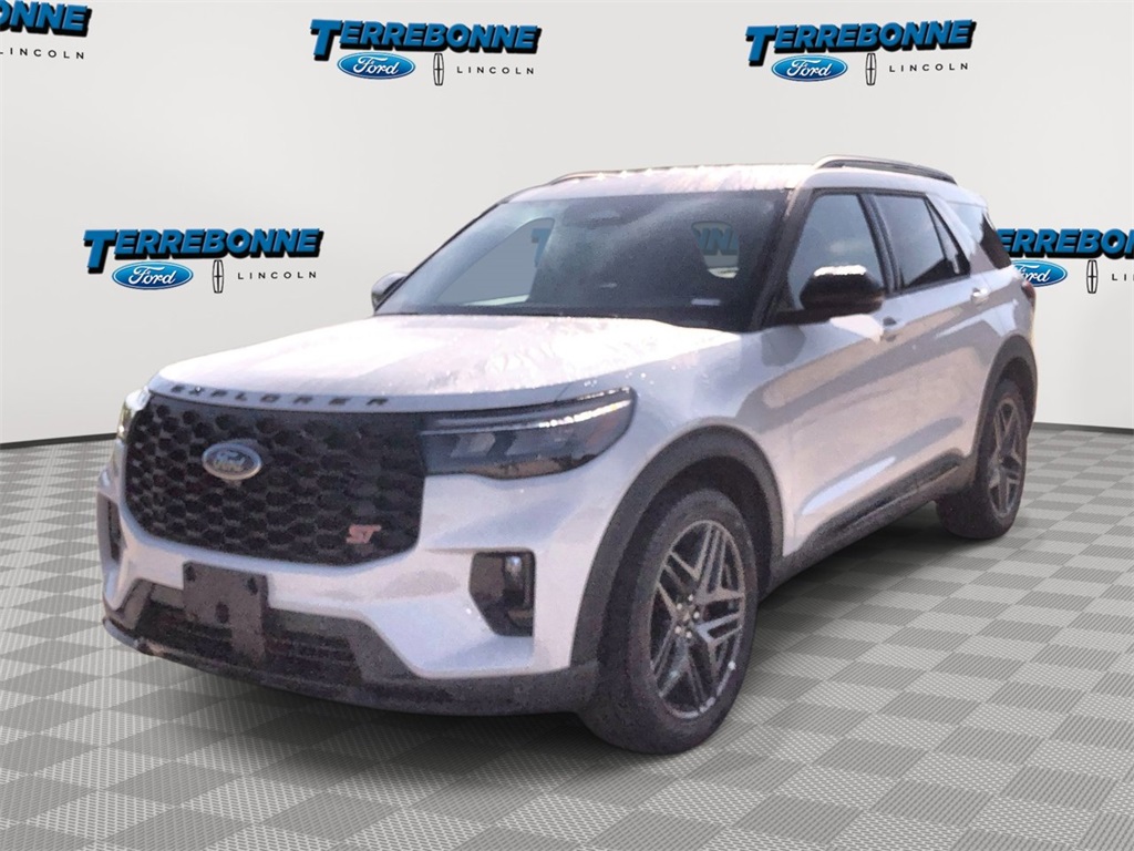 2025 Ford Explorer ST's photo