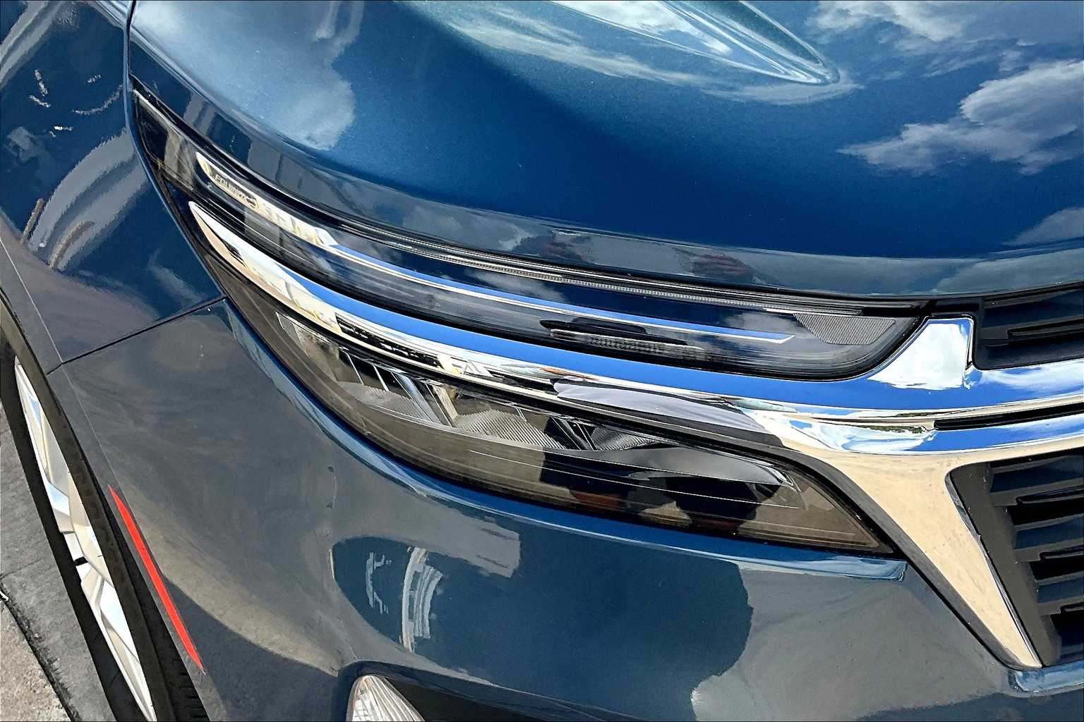 2024 Chevrolet Equinox LT photo 25
