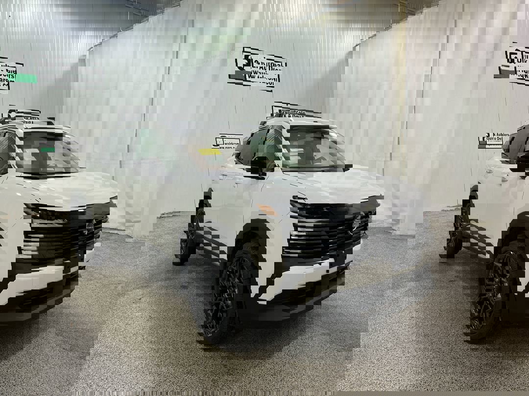 2026 Nissan KICKS SR's photo