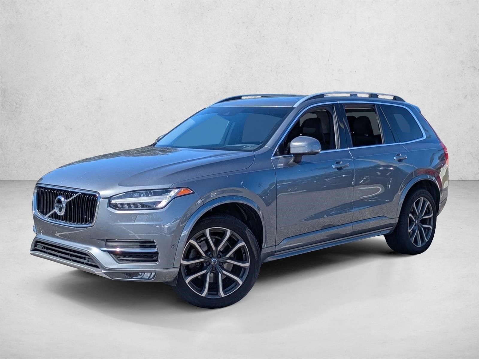2019 Volvo XC90 Momentum