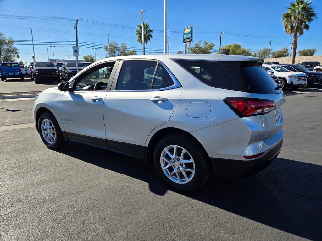 2022 Chevrolet Equinox LT photo 4