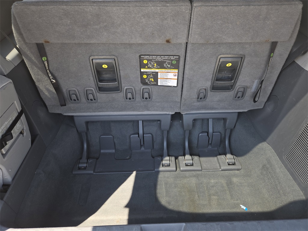 2020 Toyota Sienna LE photo 29