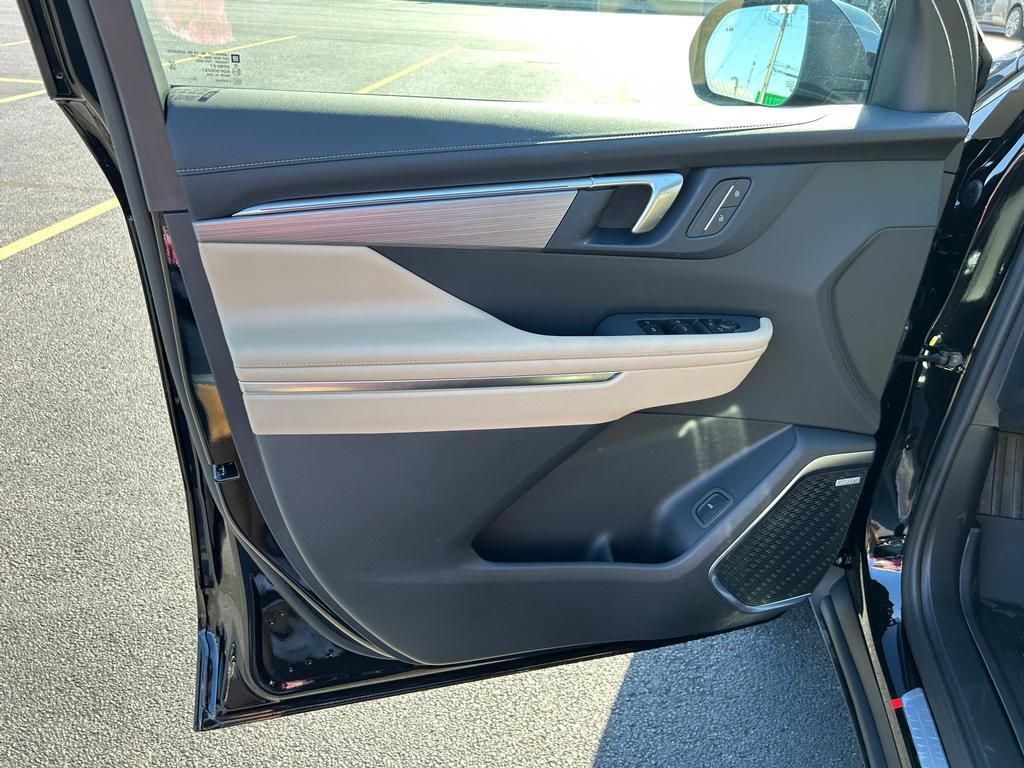 2026 Buick Enclave Preferred photo 4