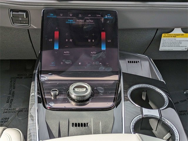 2025 Cadillac Escalade IQ Luxury photo 19