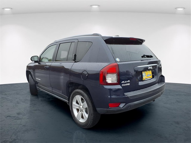 2016 Jeep Compass Sport photo 3