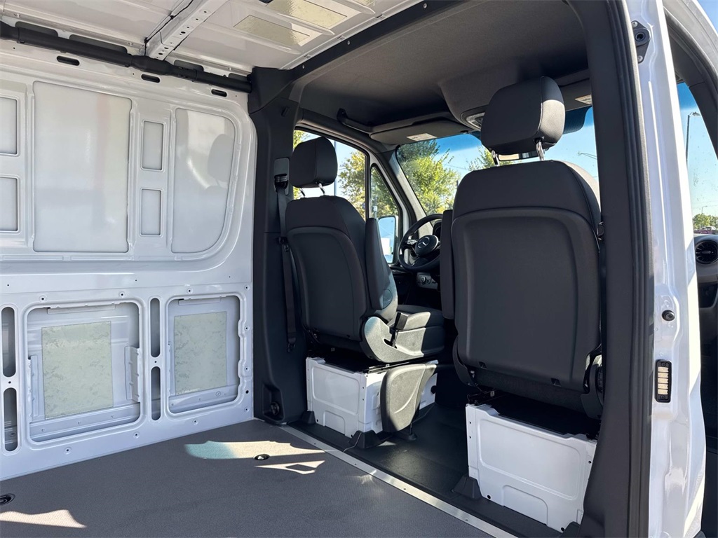 2026 Mercedes Benz Sprinter 3500 photo 11