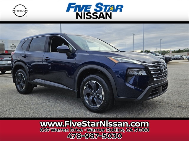 2026 Nissan Rogue SV's photo