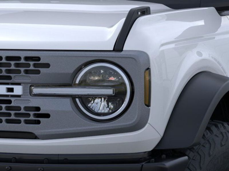 2025 Ford Bronco Badlands photo 9
