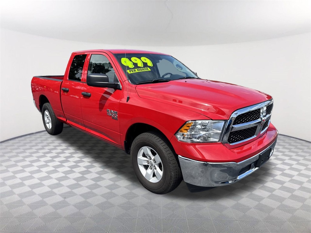 2024 Ram 1500 Classic SLT photo 3