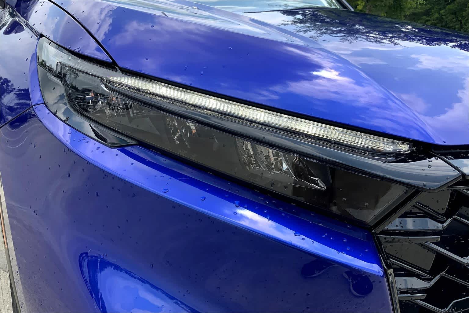 2025 Honda CR-V Hybrid Sport-L photo 13